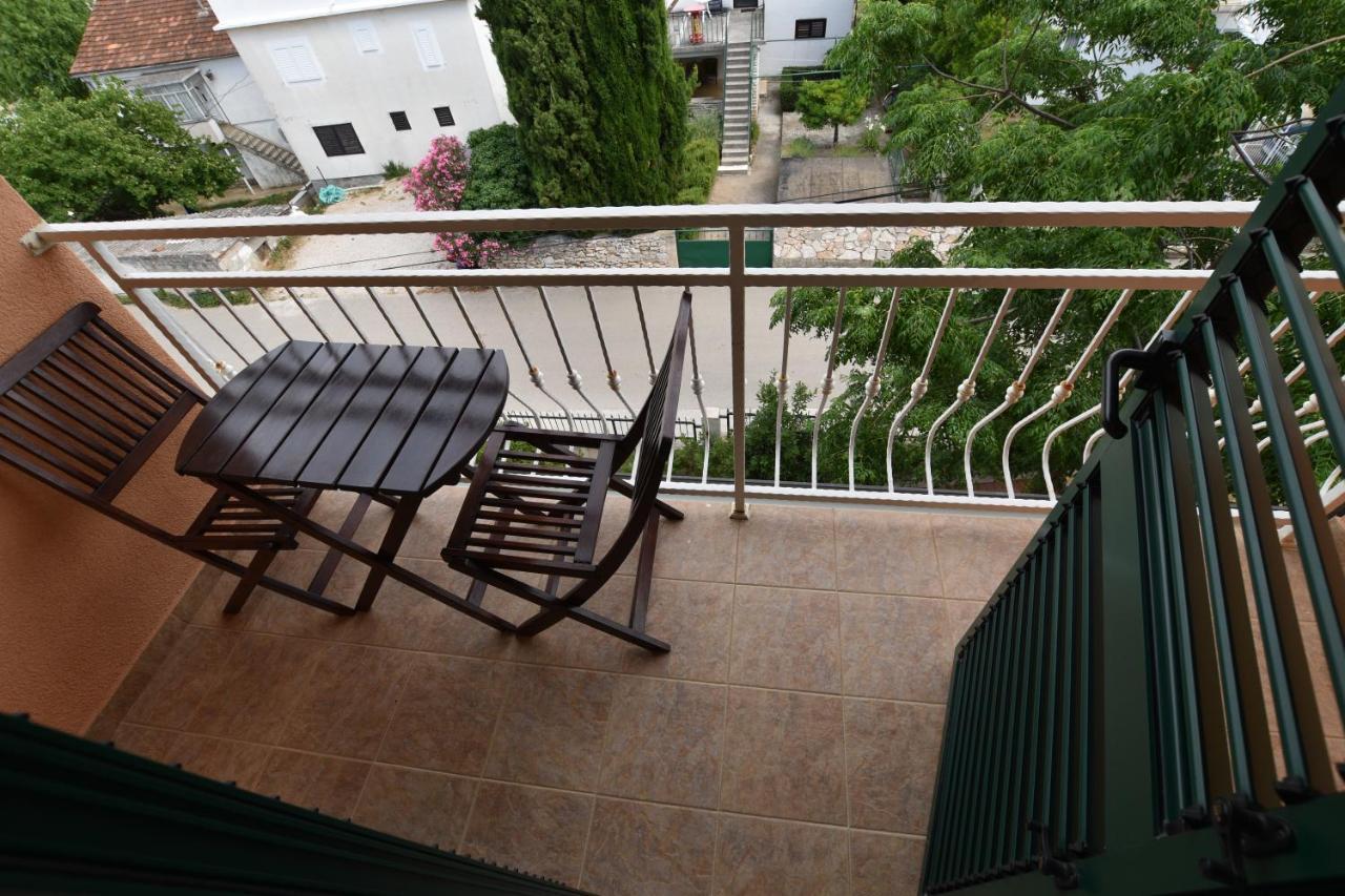 Hotel Pansion HRGA à Vodice Extérieur photo