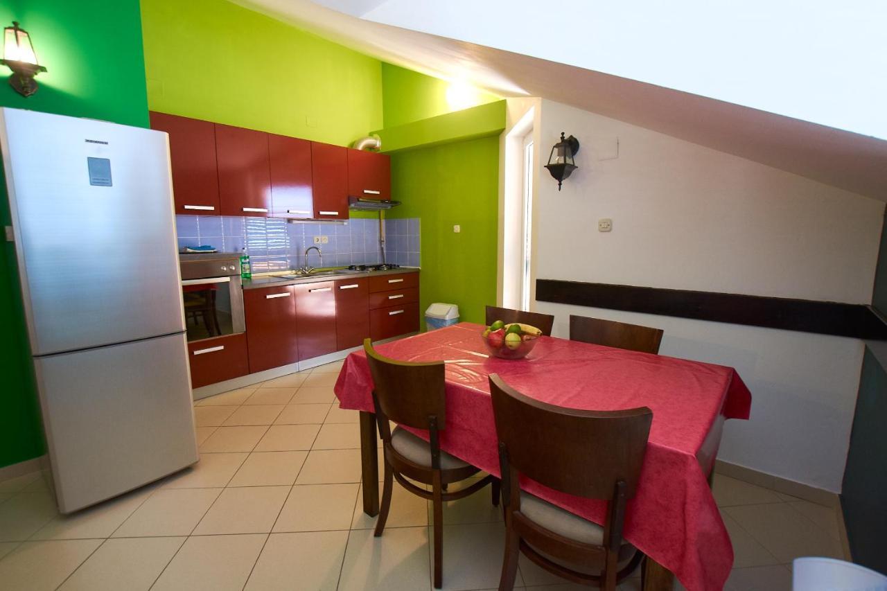 Hotel Pansion HRGA à Vodice Extérieur photo