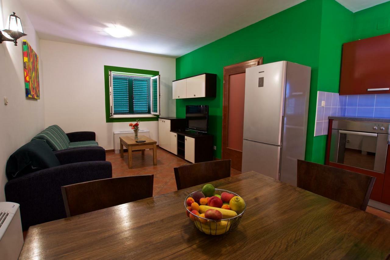 Hotel Pansion HRGA à Vodice Extérieur photo