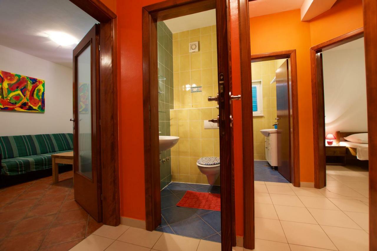 Hotel Pansion HRGA à Vodice Extérieur photo