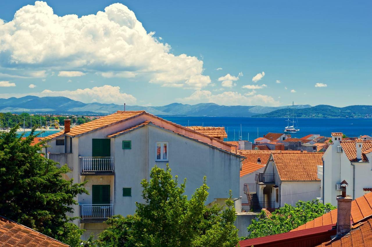Hotel Pansion HRGA à Vodice Extérieur photo