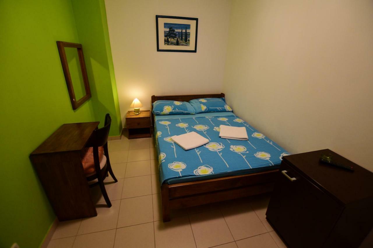 Hotel Pansion HRGA à Vodice Extérieur photo