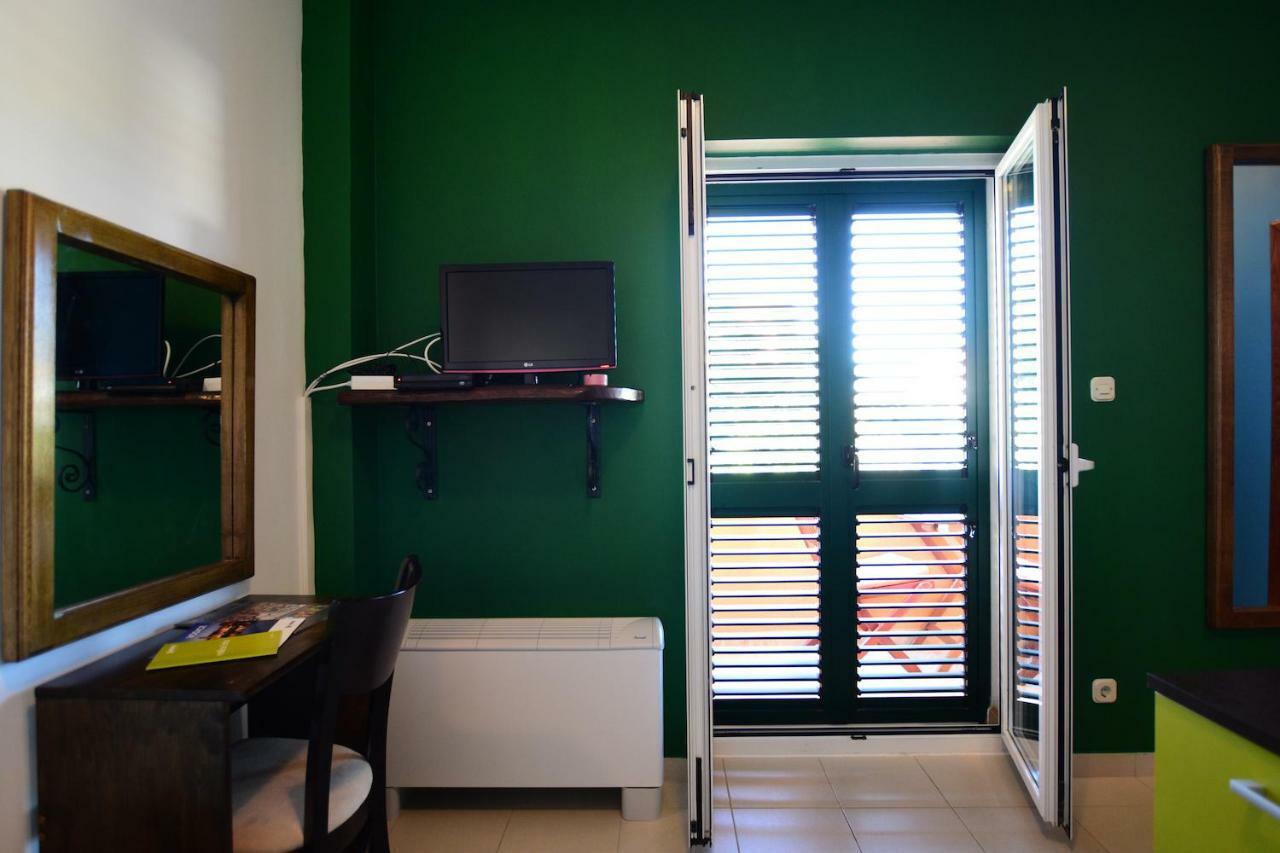 Hotel Pansion HRGA à Vodice Extérieur photo