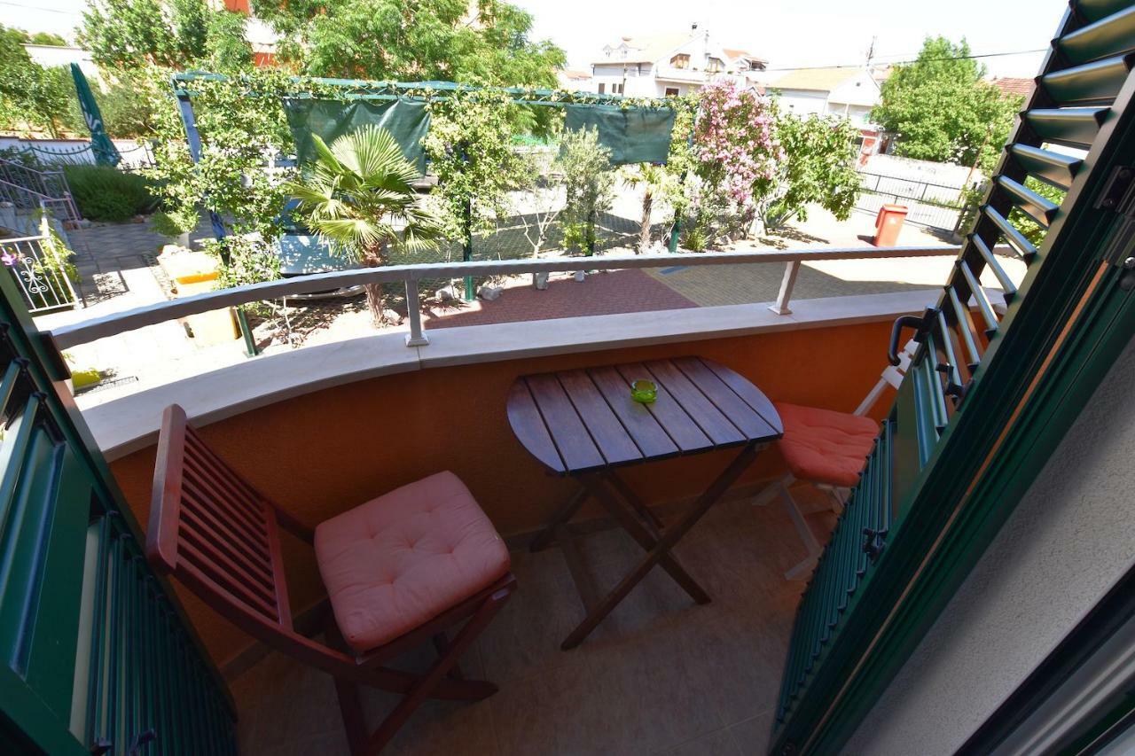 Hotel Pansion HRGA à Vodice Extérieur photo